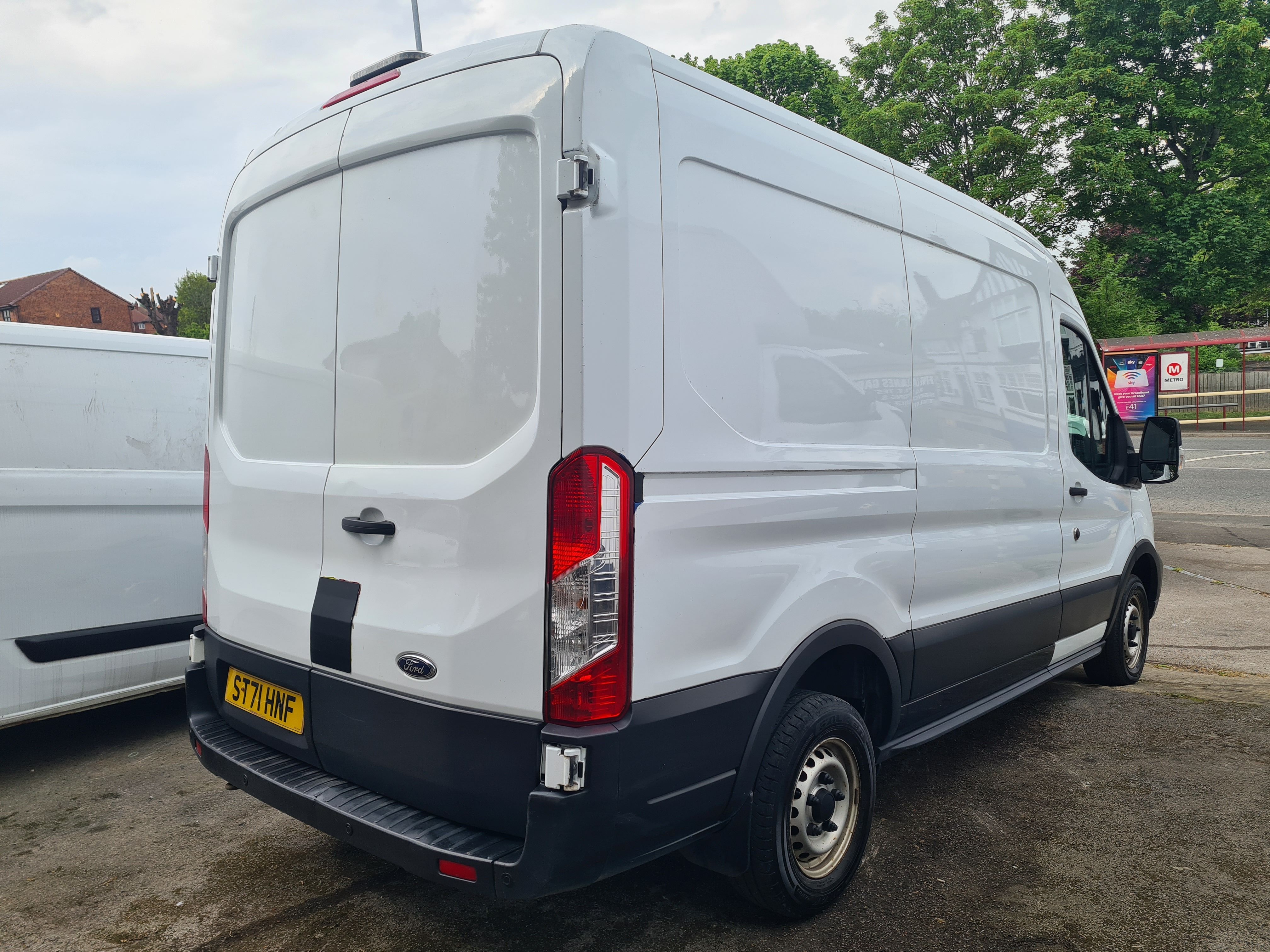 FORD TRANSIT 2.0 TDCI H2 HIGH ROOF - Image 4