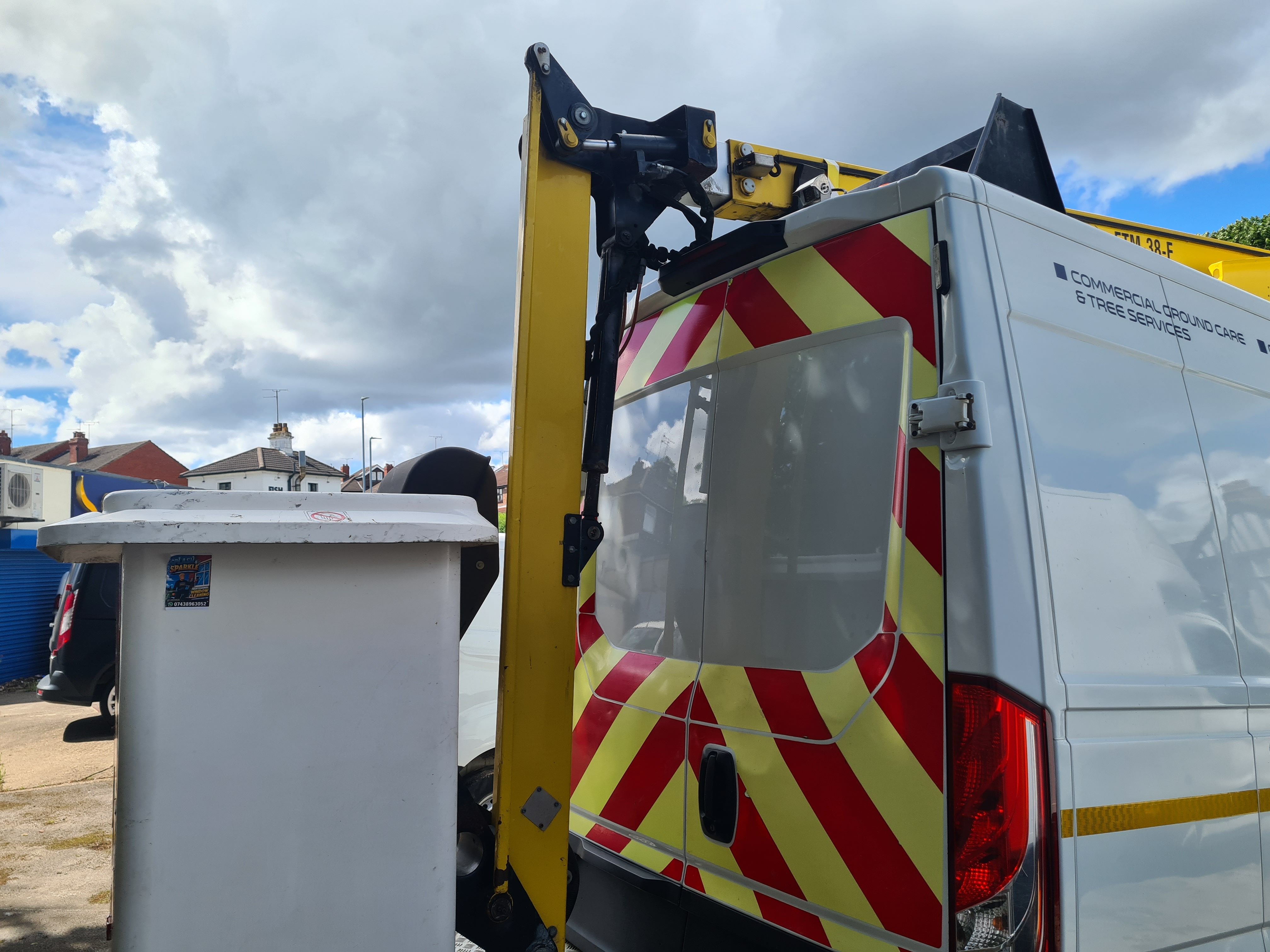 IVECO DAILY CHERRY PICKER
