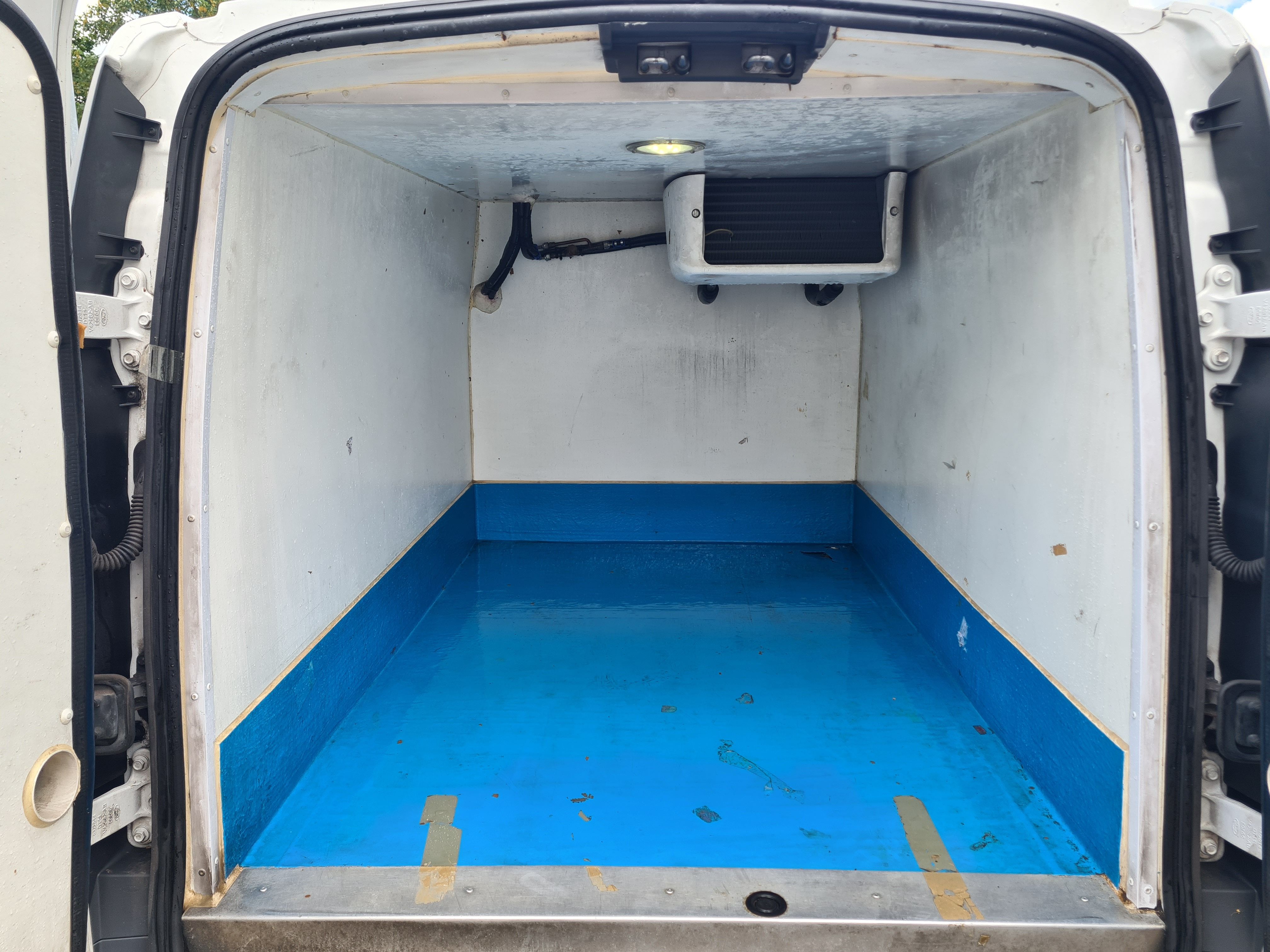 2015 FORD TRANSIT CONNECT FRIDGE VAN - Image 3