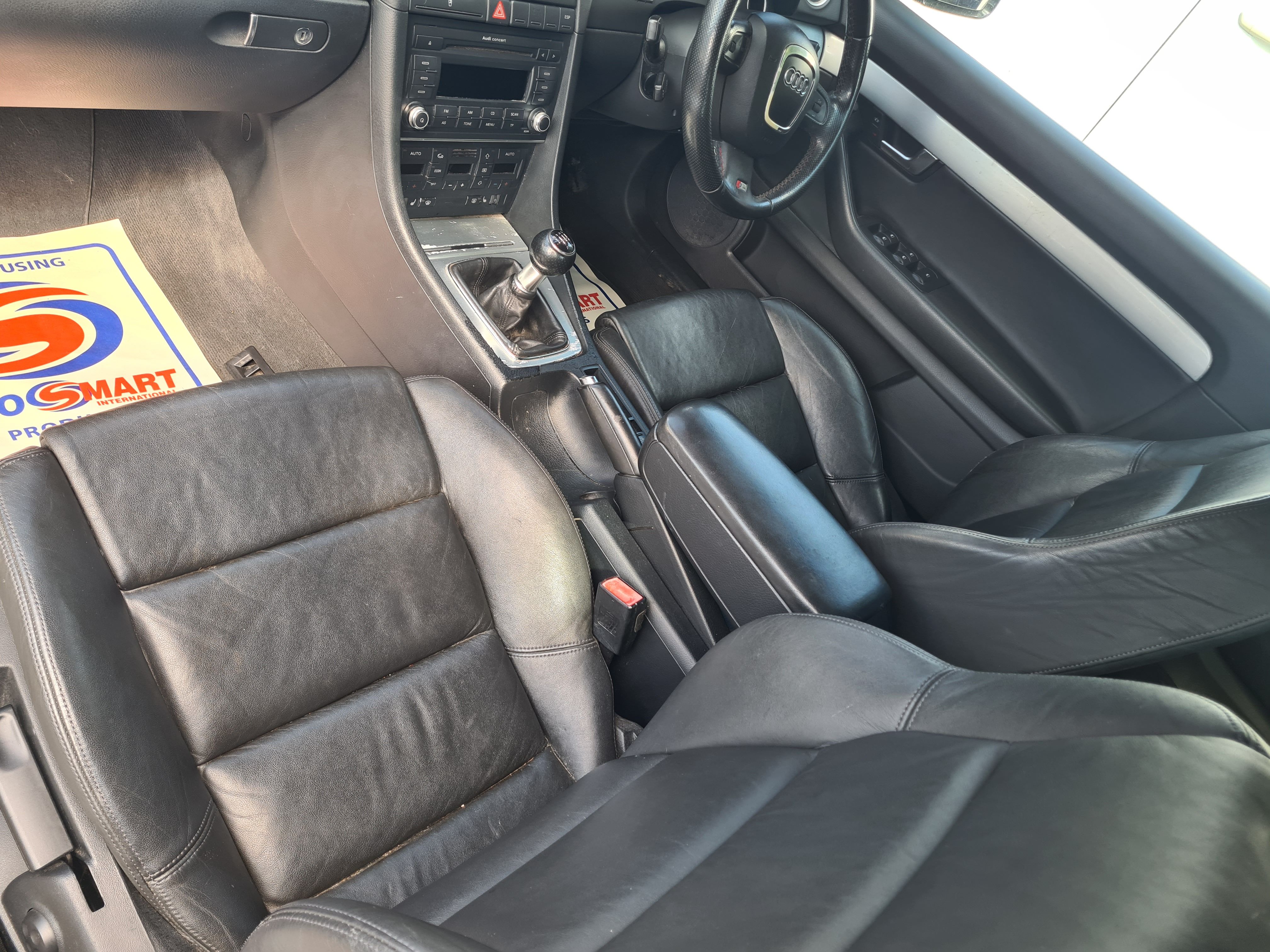 AUDI A4 2.0 TDI S LINE - Image 5