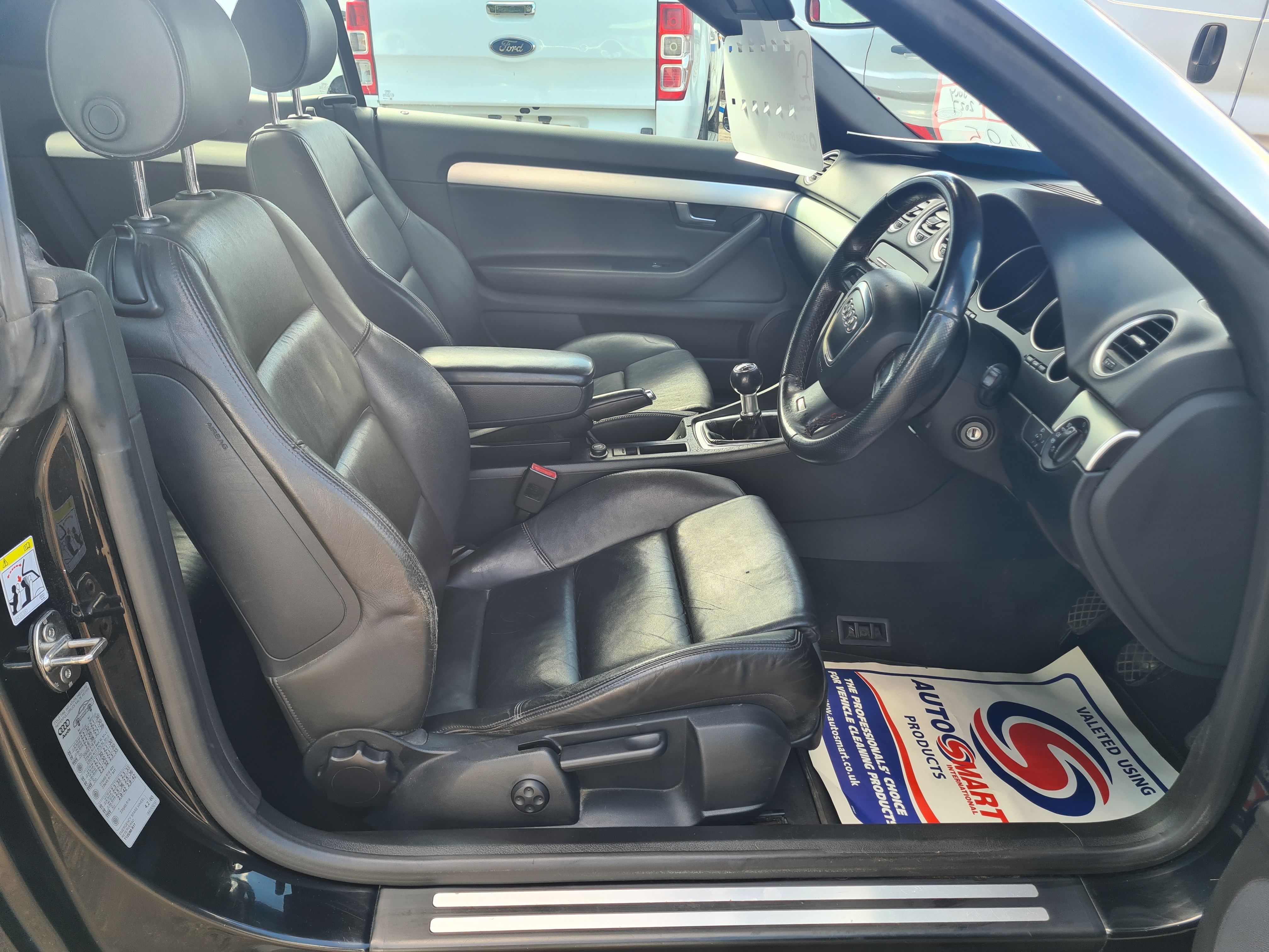 AUDI A4 2.0 TDI S LINE - Image 3