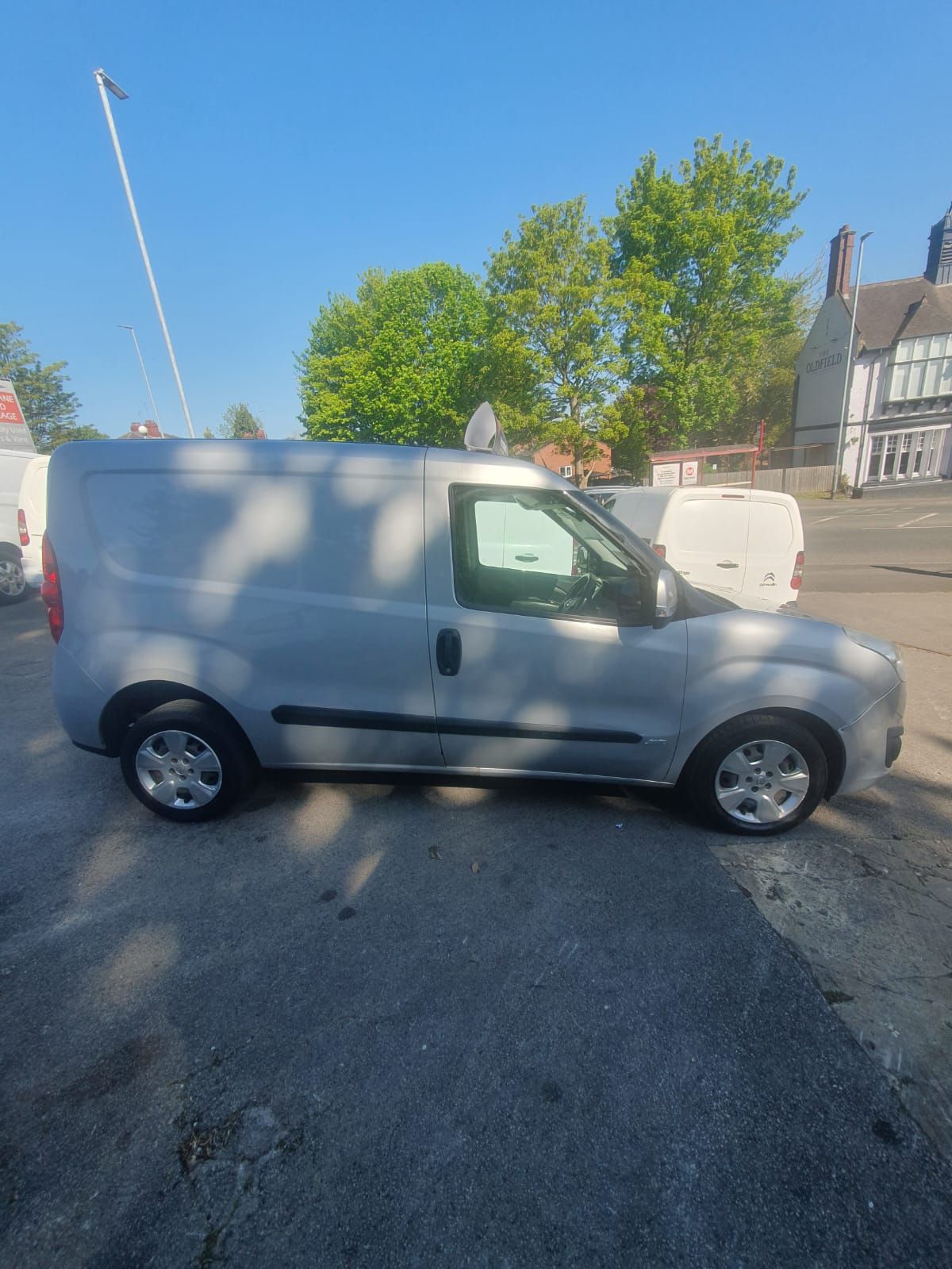 VAUXHALL COMBO 1.3 CDTI - Image 3