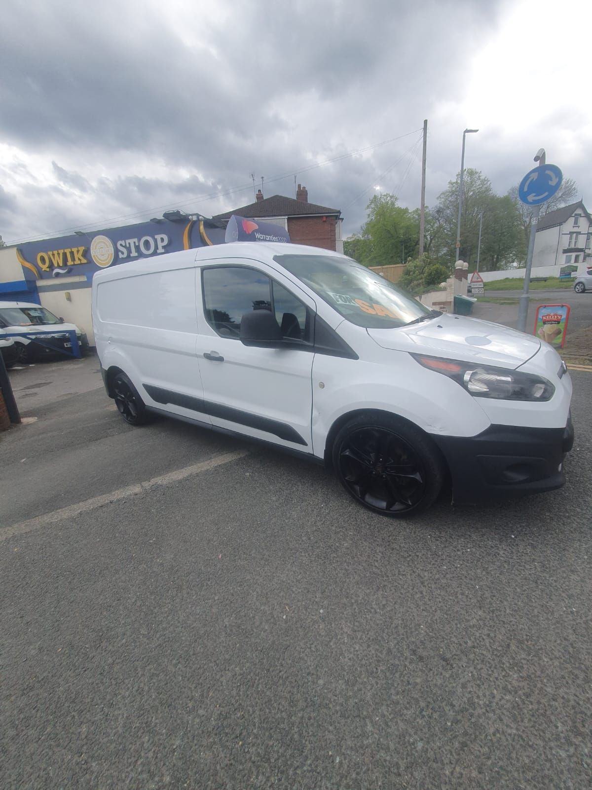 FORD TRANSIT CONNECT L2 LONG WHEELBASE - Image 3