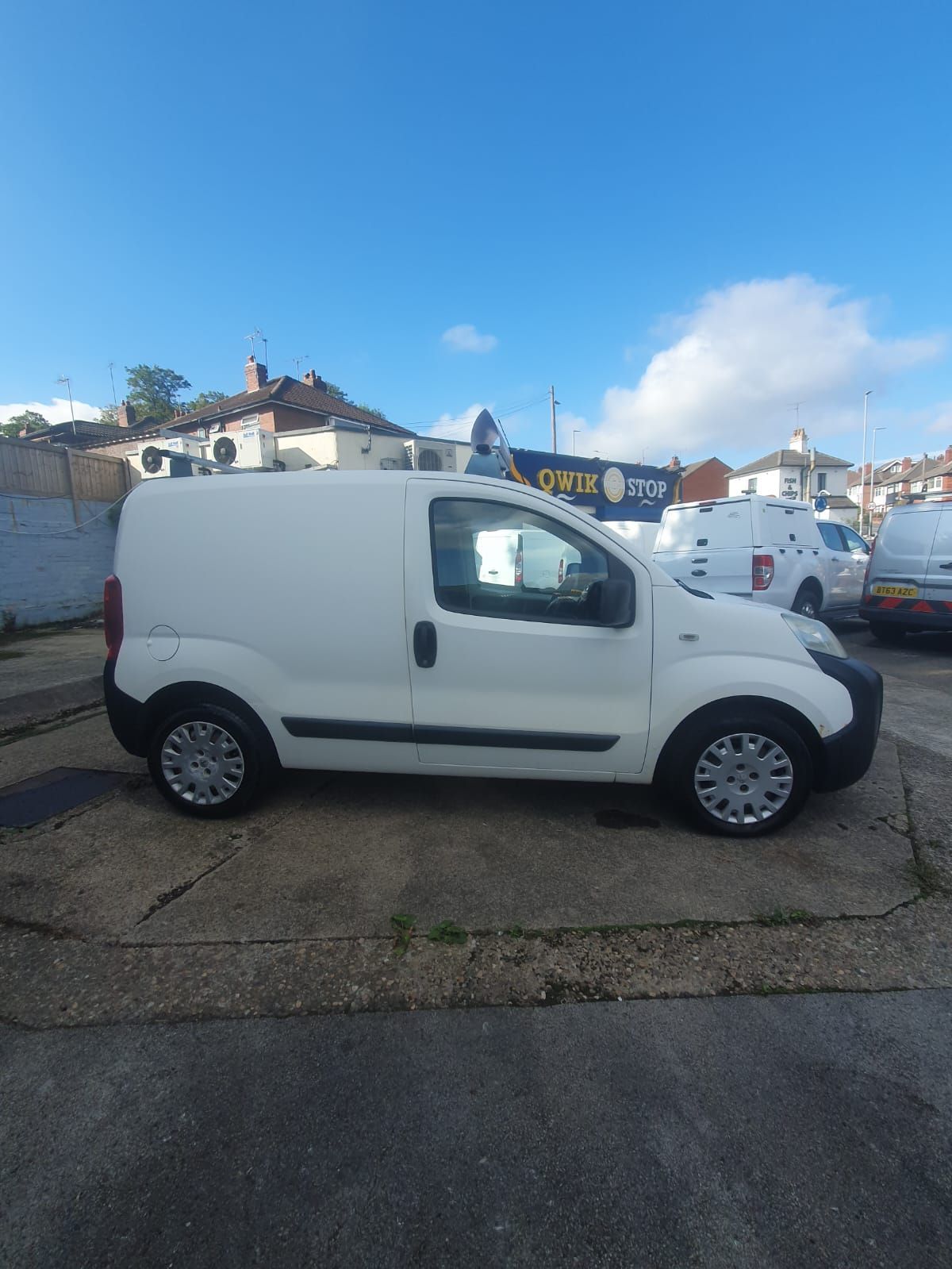 2011 PEUGEOT BIPPER 1.4 HDI - Image 4