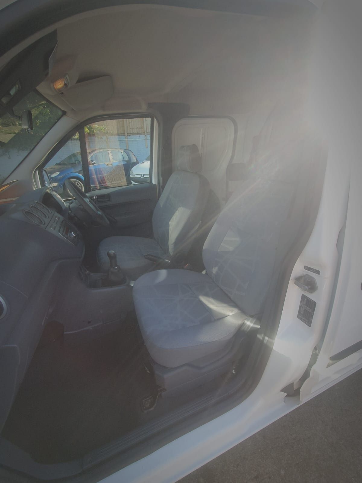2012 FORD TRANSIT CONNECT 5 SEATS CREWVAN - Image 4