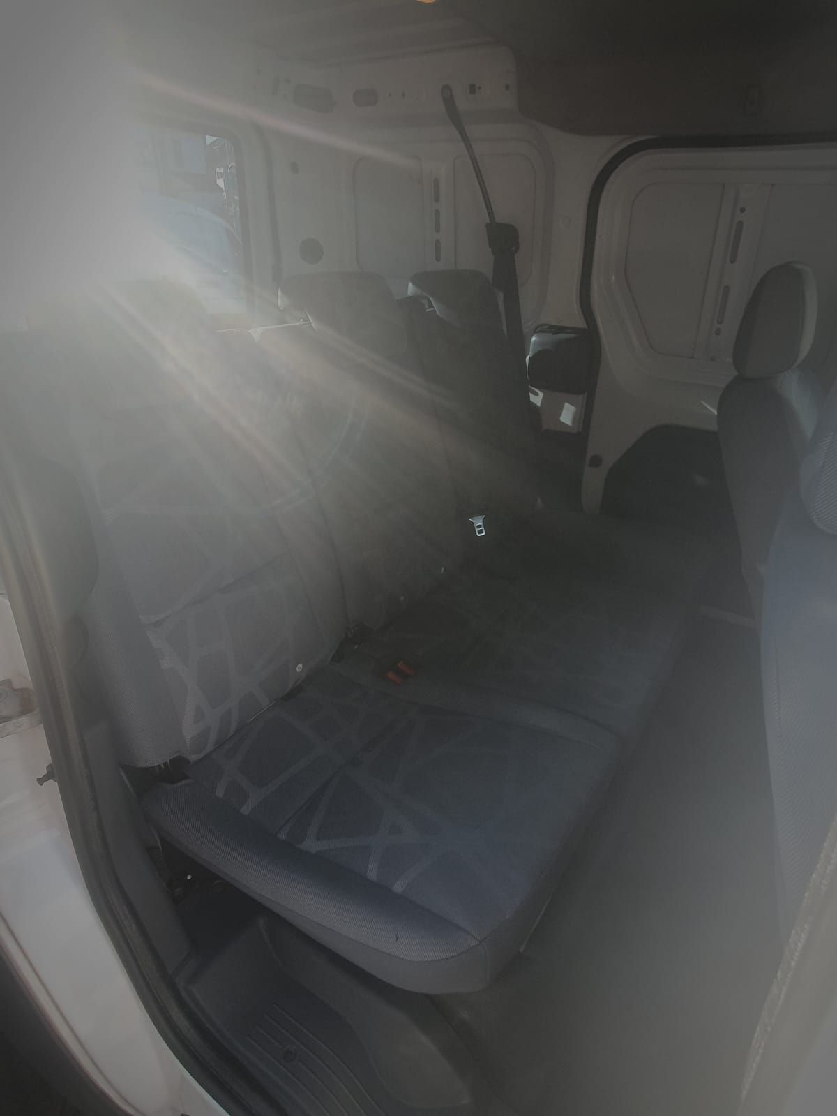 2012 FORD TRANSIT CONNECT 5 SEATS CREWVAN - Image 2
